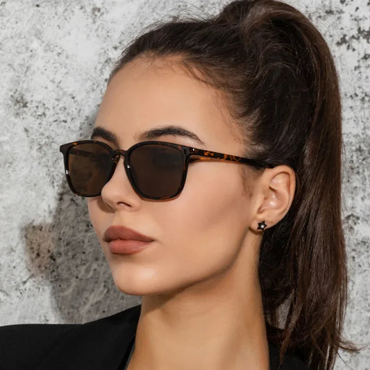 New Fashion Sunglasses Women Brand Designer Retro Rectangle Sun Glasses Female Ins Popular Colorful Vintage Square Eyewear